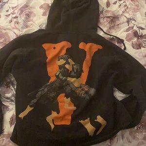 I’m selling a men’s vlone hoodie